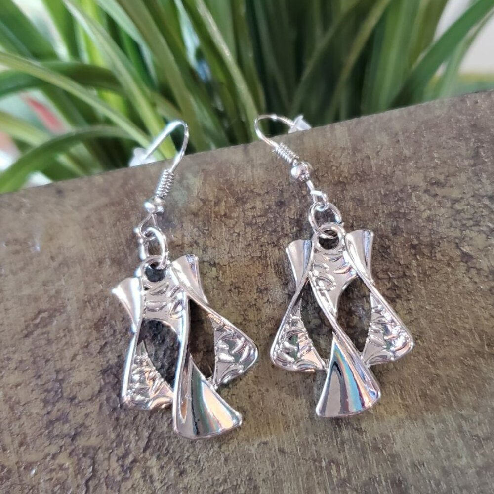 Silver Tone Earrings 💥3 for $12💥